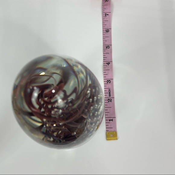 Vintage 1996 Henry Summa Large Egg Glass Paperweight Maroon Ribbon & Bubbles - Picture 12 of 12